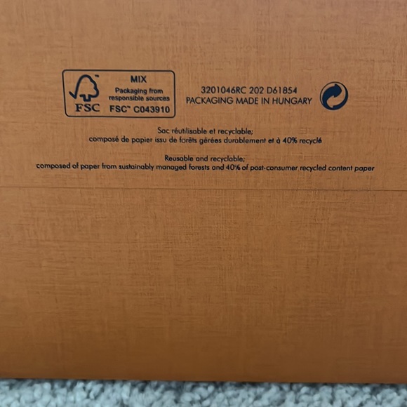 Louis Vuitton Shopping Bag - Picture 5 of 5